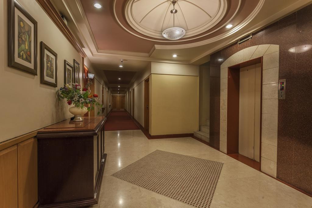 Shree Panchratna Hotel Pune