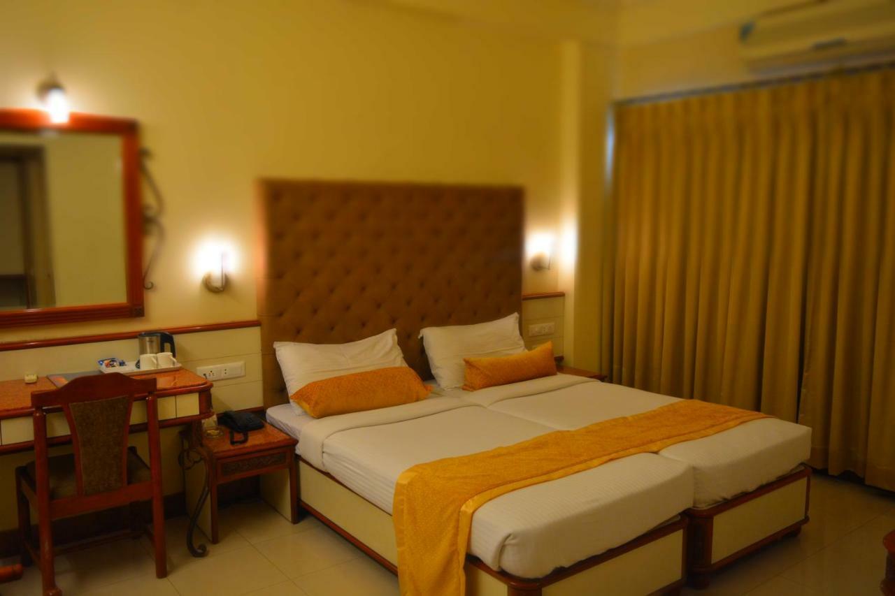 Hotel Shree Panchratna Pune